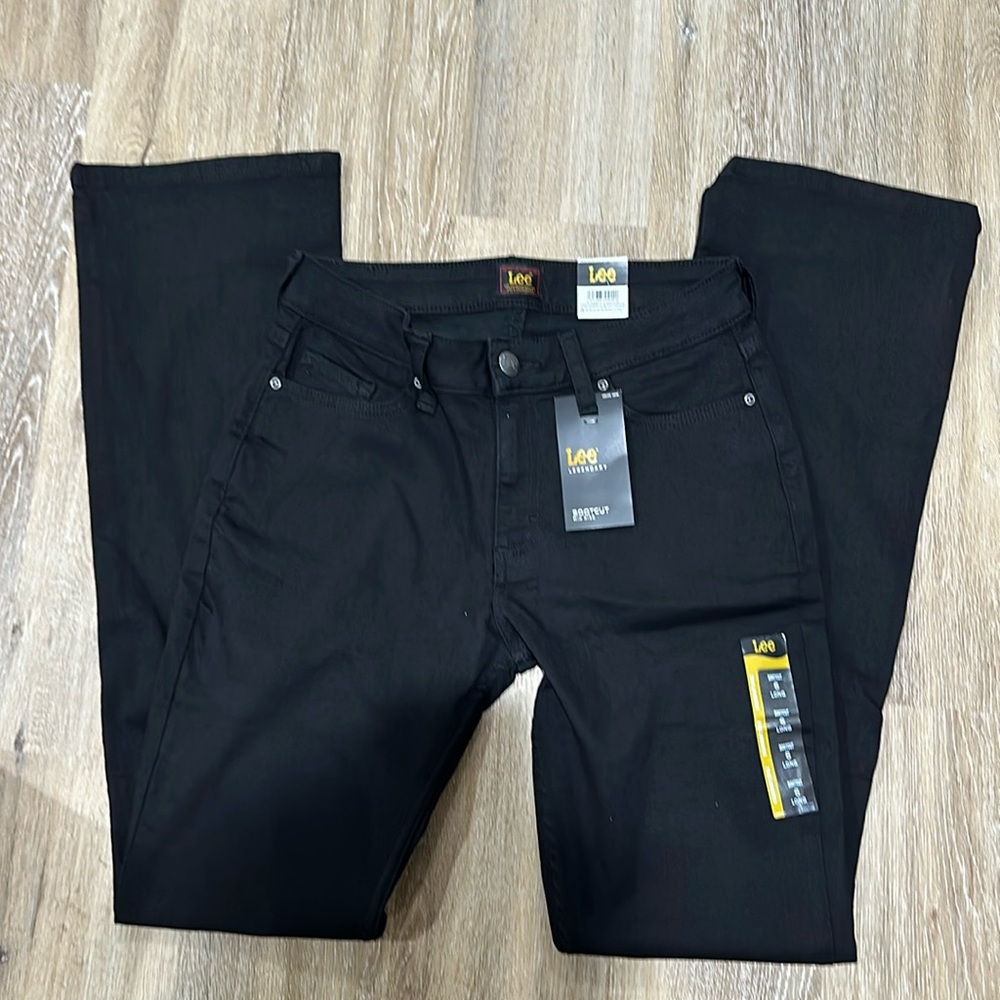 NWT Lee legendary bootcut long size 6 - black